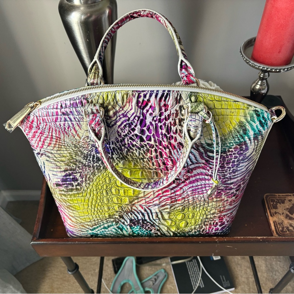 NWT Brahmin Duxybury. Beautiful colors to accessorize any wardrobe.